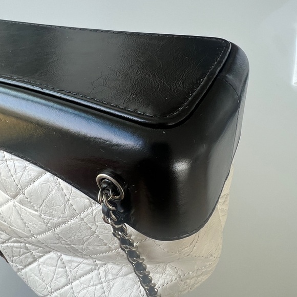 CHANEL Gabrielle Backpack Medium Size main image 5